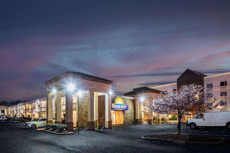 Days Inn By Wyndham Charlottesville/University Area Esterno foto
